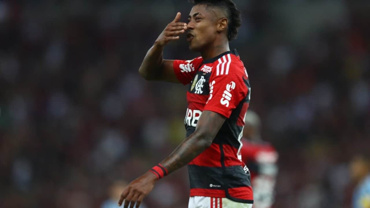 Desfalques preocupam o Flamengo para o jogo contra o Cruzeiro: lesões e  incertezas