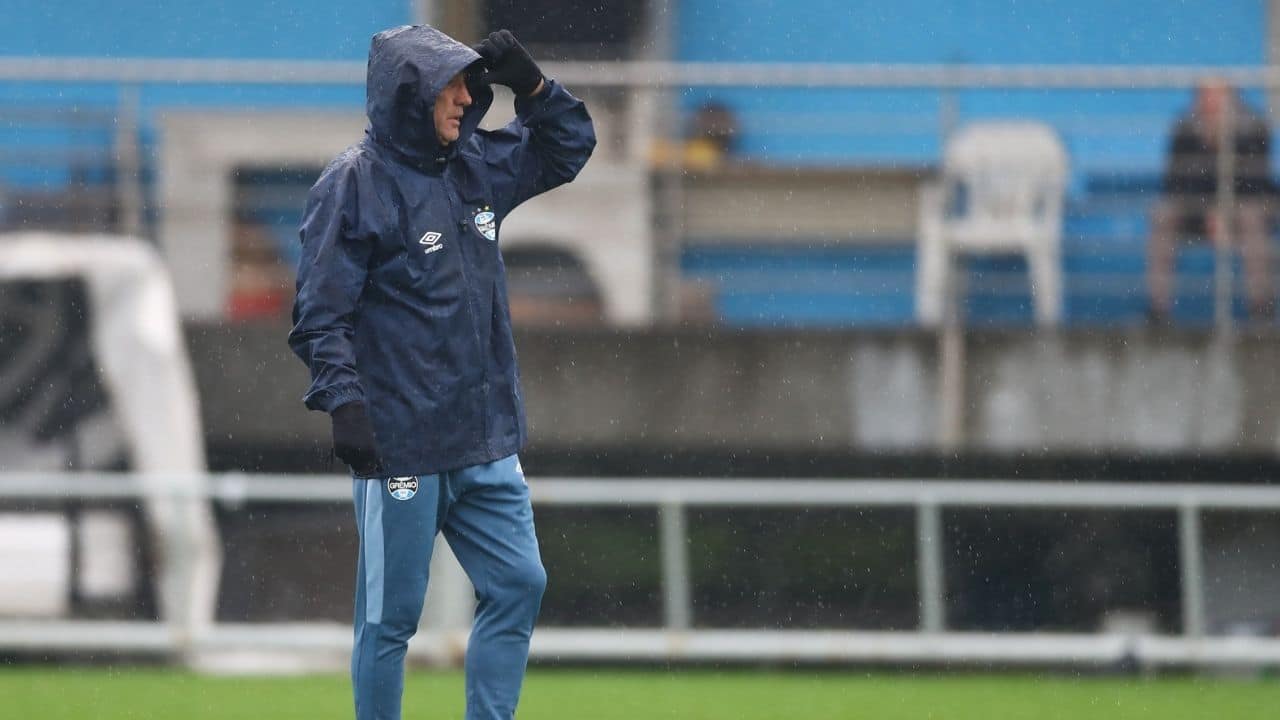 Grêmio treino chuva Renato Portaluppi