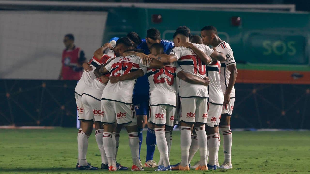 São Paulo x Grêmio: veja informações e prováveis escalações do jogo pela  28ª rodada do Brasileirão