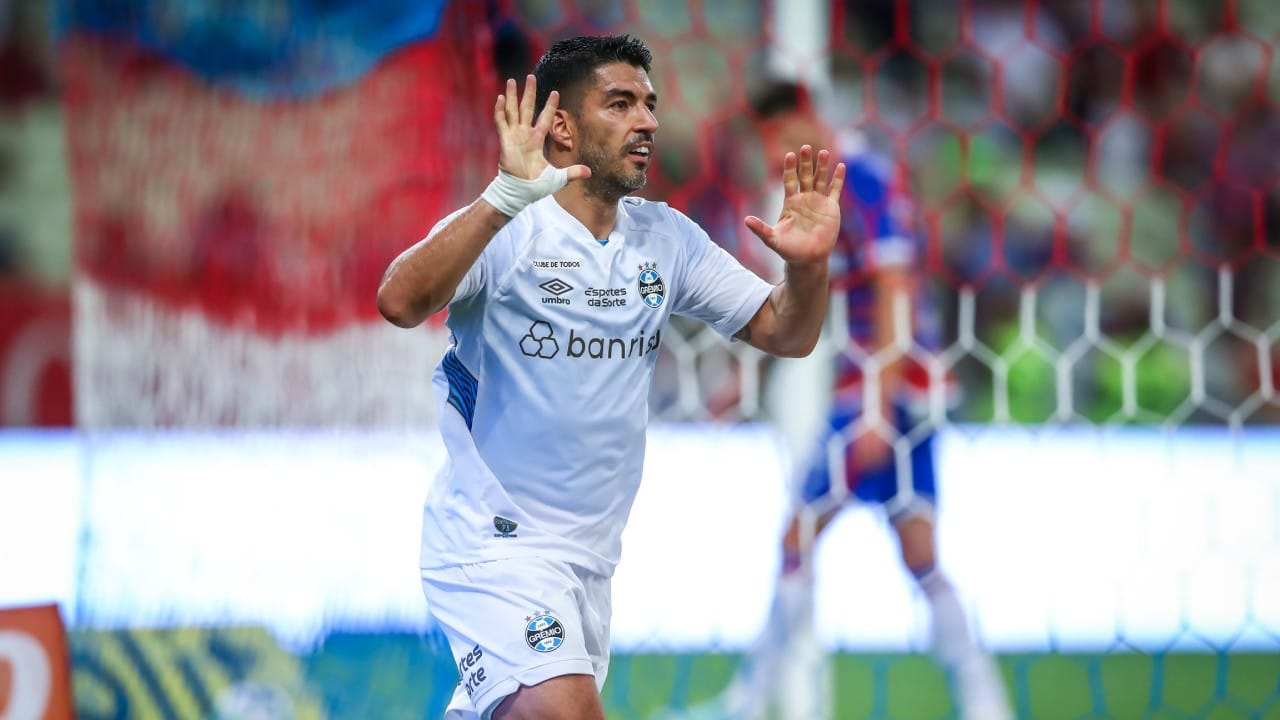 Suárez está de olho em um BÔNUS de MILHÕES no Grêmio; saiba qual