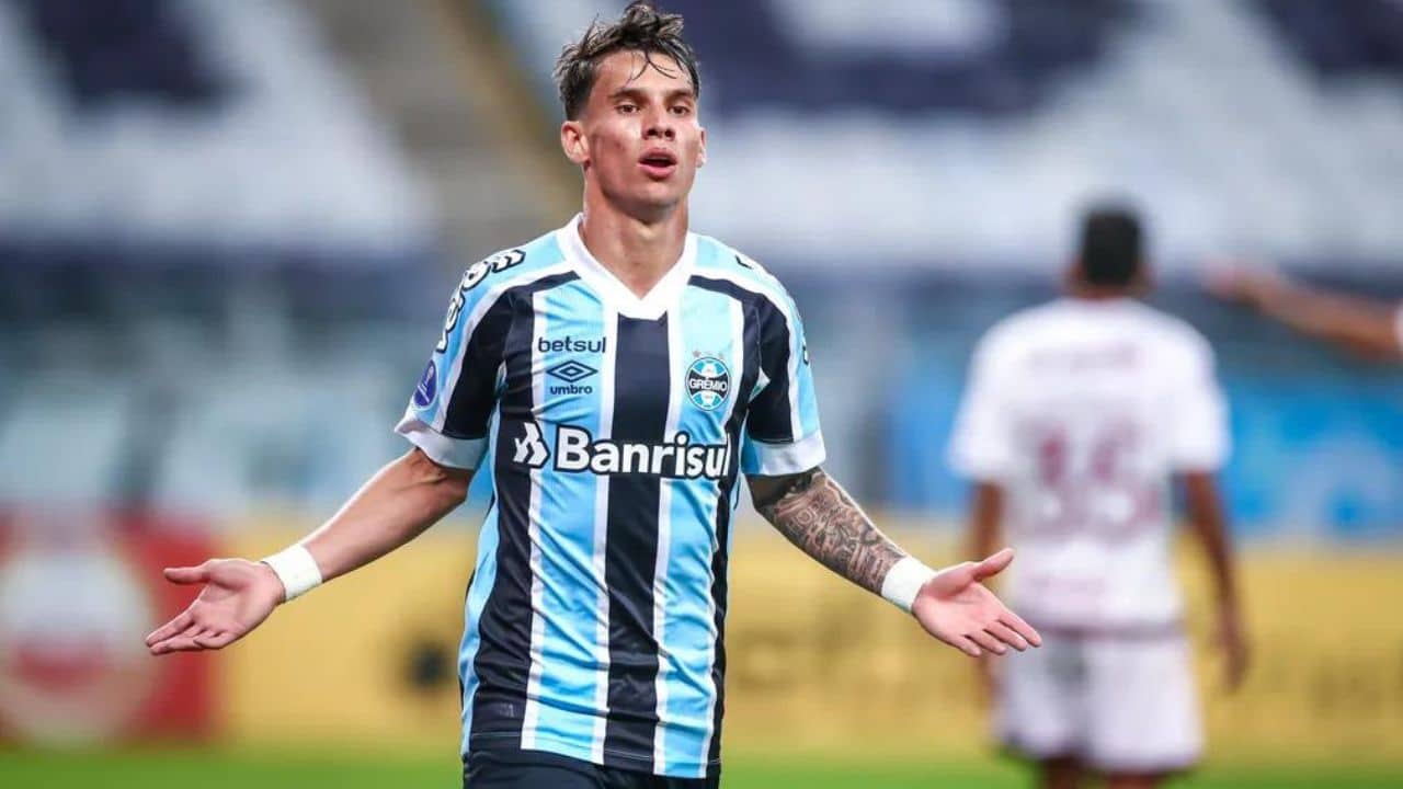 AGORA: Ferreira tem acerto com o São Paulo e pode deixar o Grêmio