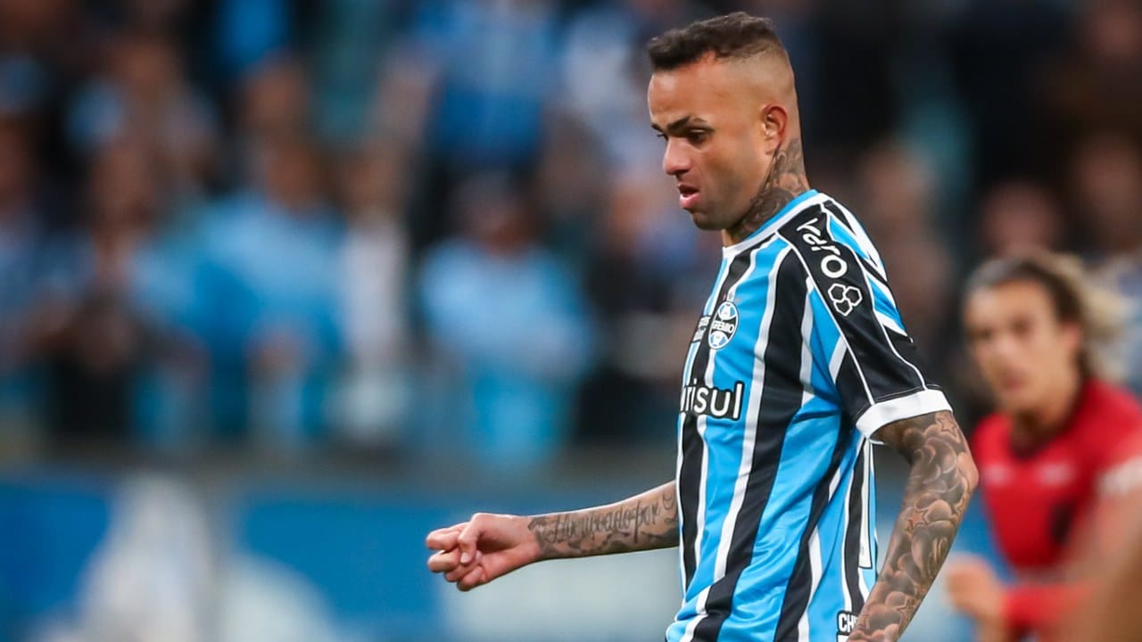 BOMBA: Grêmio bate o martelo e define situação contratual de Luan