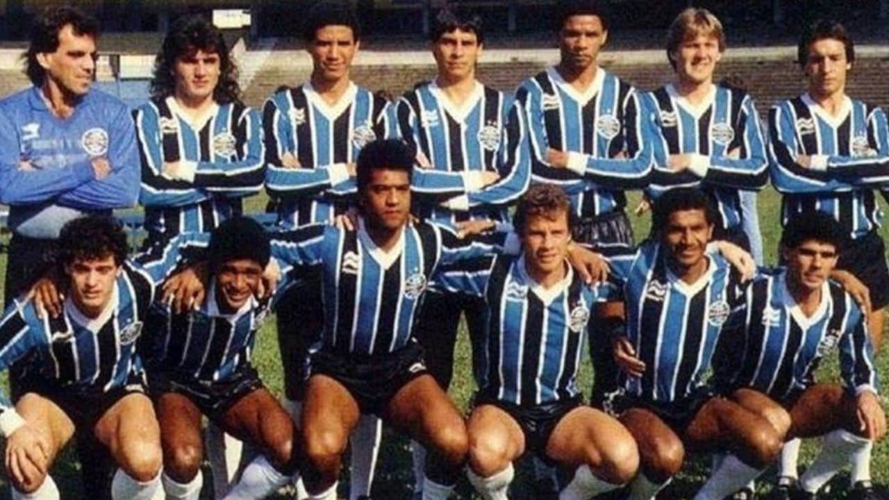 Há 36 anos, Grêmio liquidou o Corinthians com gol decisivo de Valdo