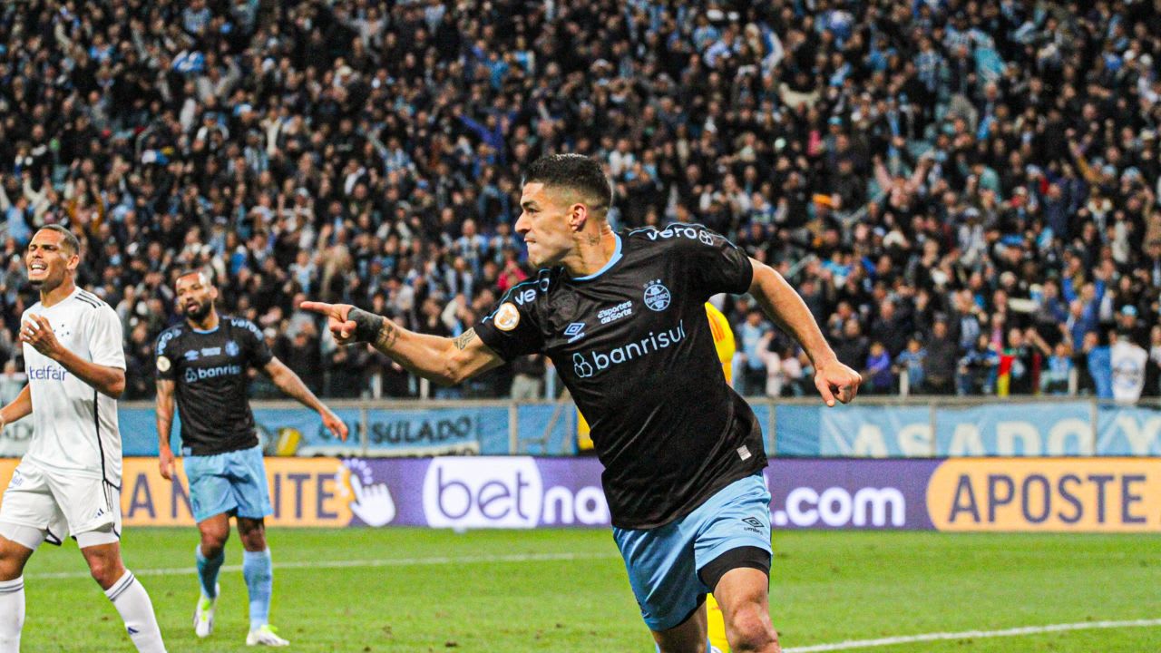 Últimas do Grêmio: reforço inesperado, Suárez, Brasileirão 2023 e mais