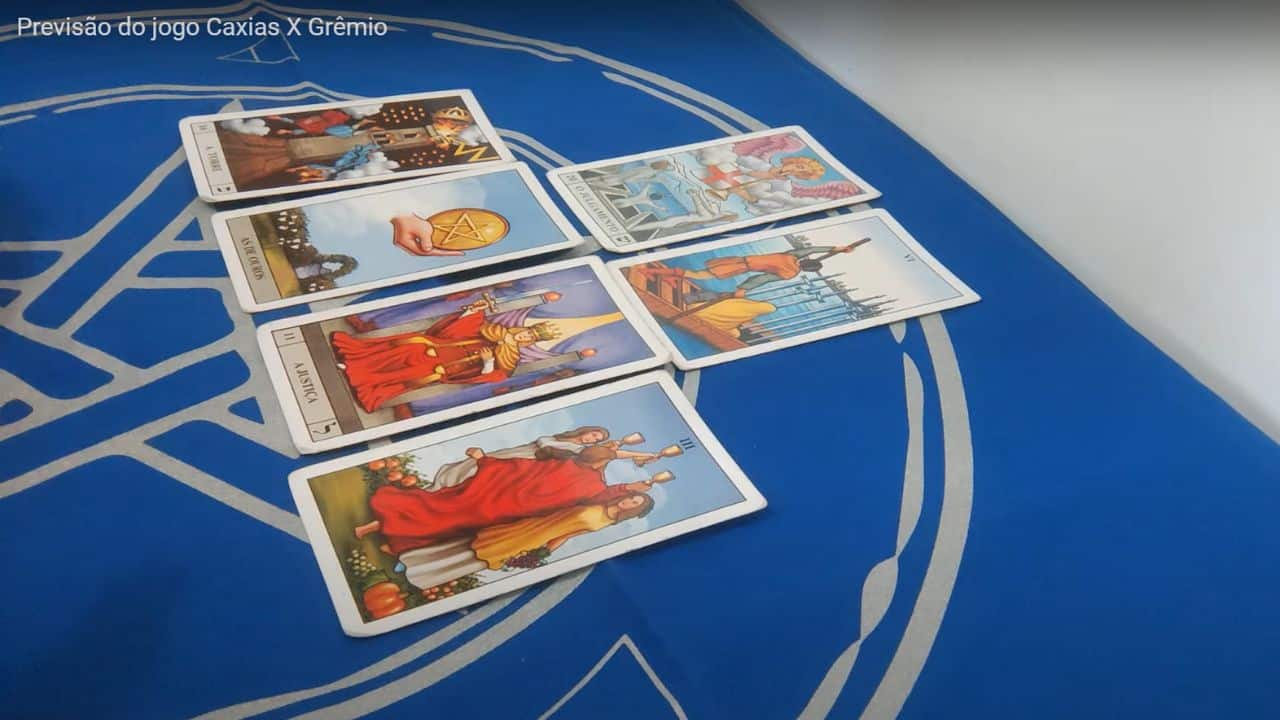 Vidente joga as cartas e - faz previsão surpreendente para -Caxias x Grêmio