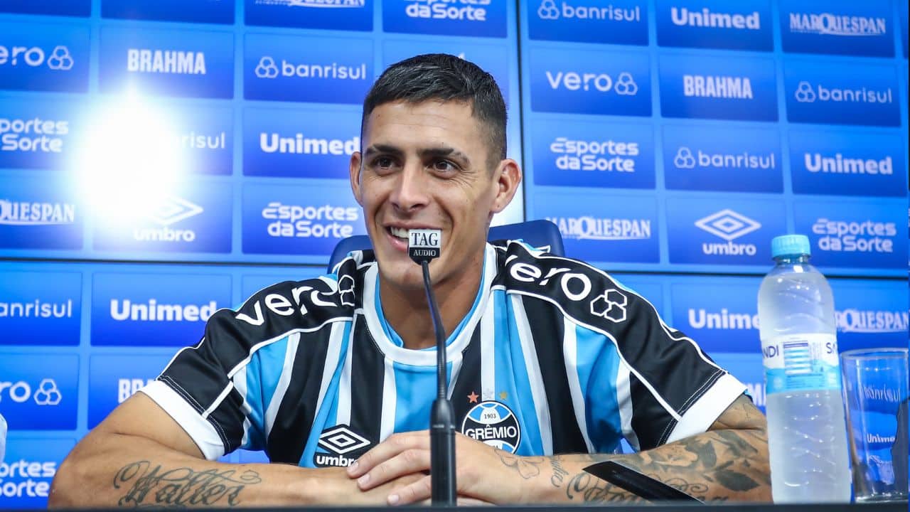 Novo preparador físico, venda ingressos GreNal, recorde Pavón e outras novidades do Grêmio