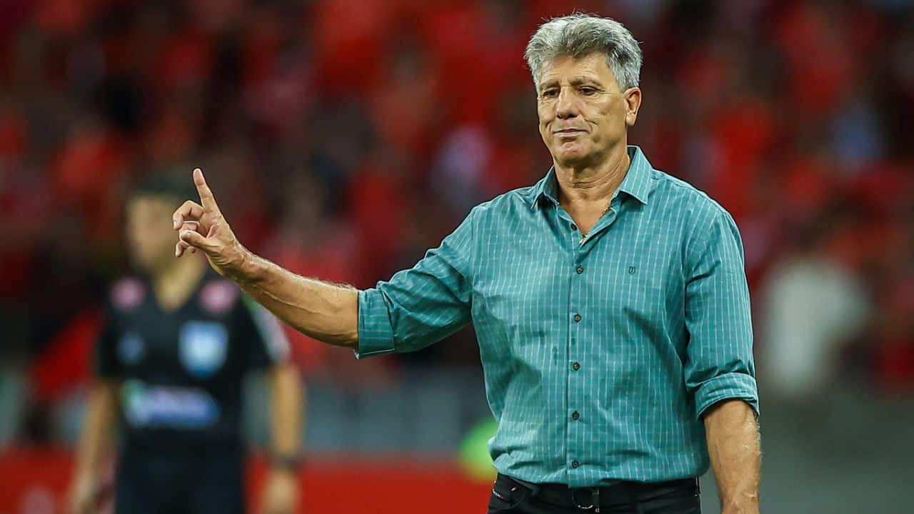 Grêmio enfrenta desafios devido à falta de jogadores de qualidade.