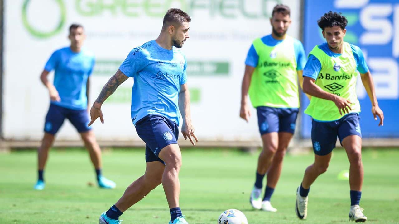 Grêmio deve poupar João Pedro na final do Gauchão.