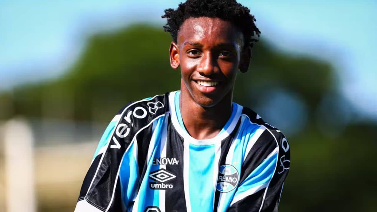 Novidades do Grêmio: integração do Mec, lesão na defesa e renovação.