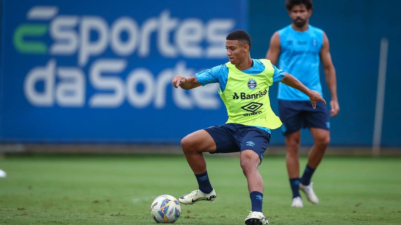 Grêmio escolhe novo substituto de Gustavo Nunes no elenco principal