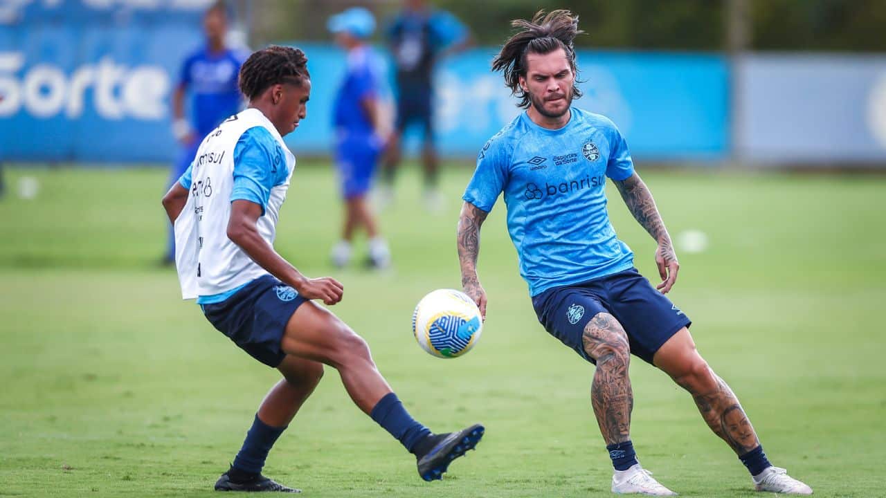 Confira como foi o treino do Grêmio após derrota na Libertadores