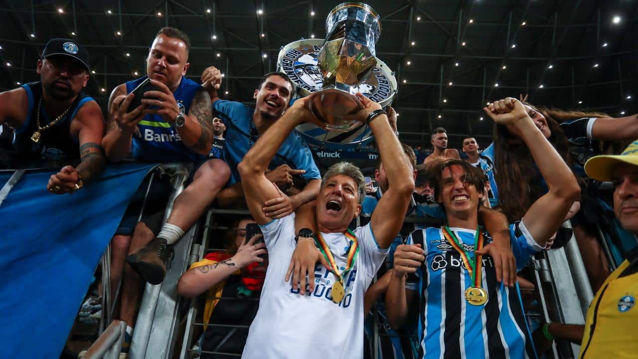 Renato alcança status surreal com o Grêmio e mira recorde histórico.