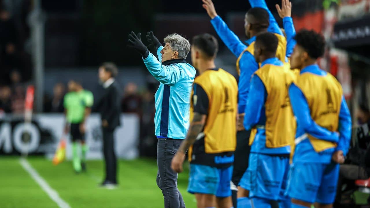 Parceria reergue o Grêmio na Libertadores: nos trilhos novamente.