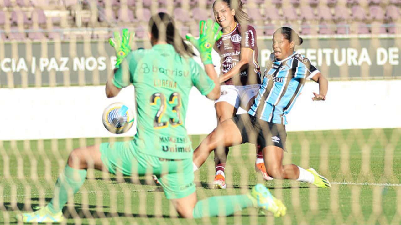 Grêmio é derrotado pela Ferroviária após virada no Brasileirão Feminino