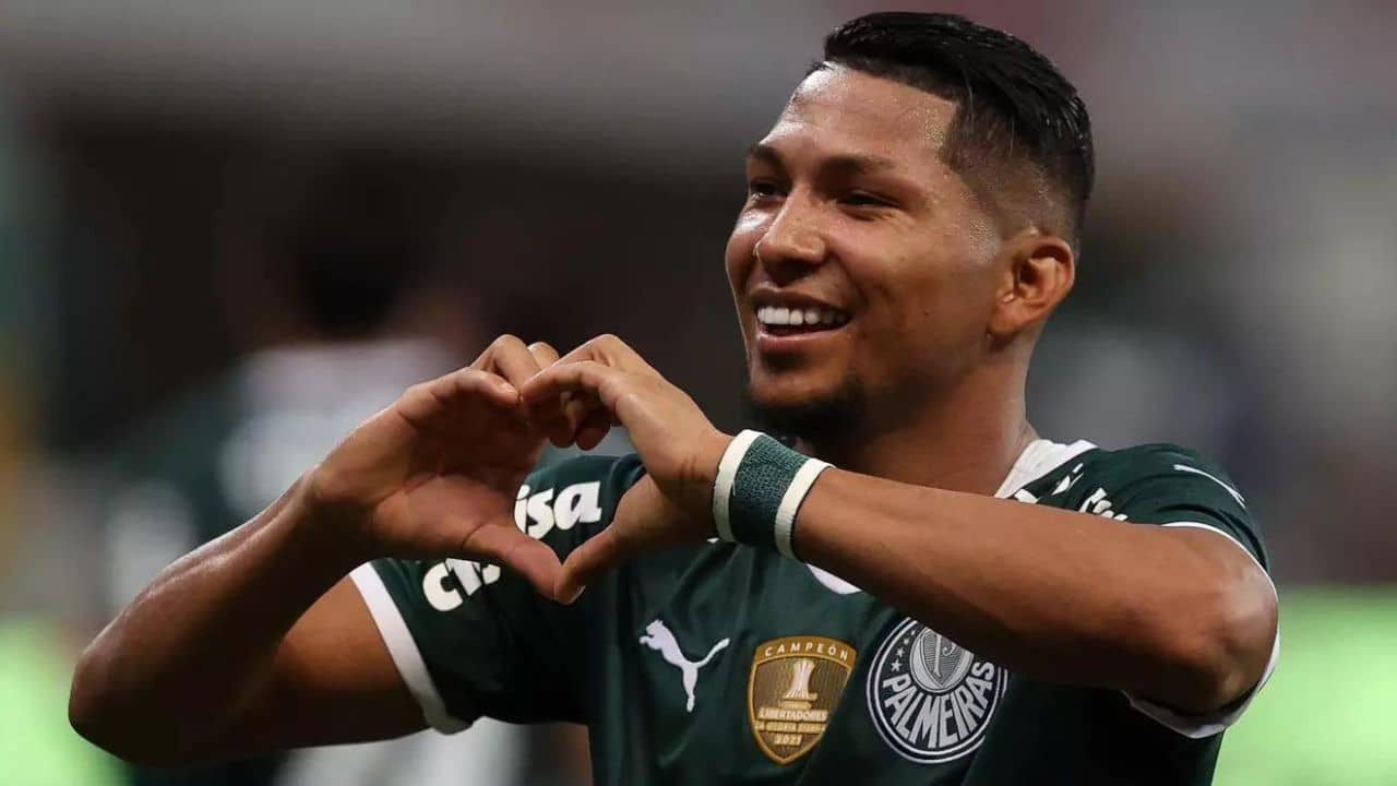 Rony pode trocar Palmeiras pelo Grêmio