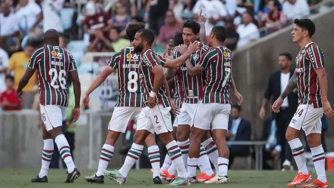 Fluminense perde jogador importante para partida contra o Grêmio no Brasileirão.