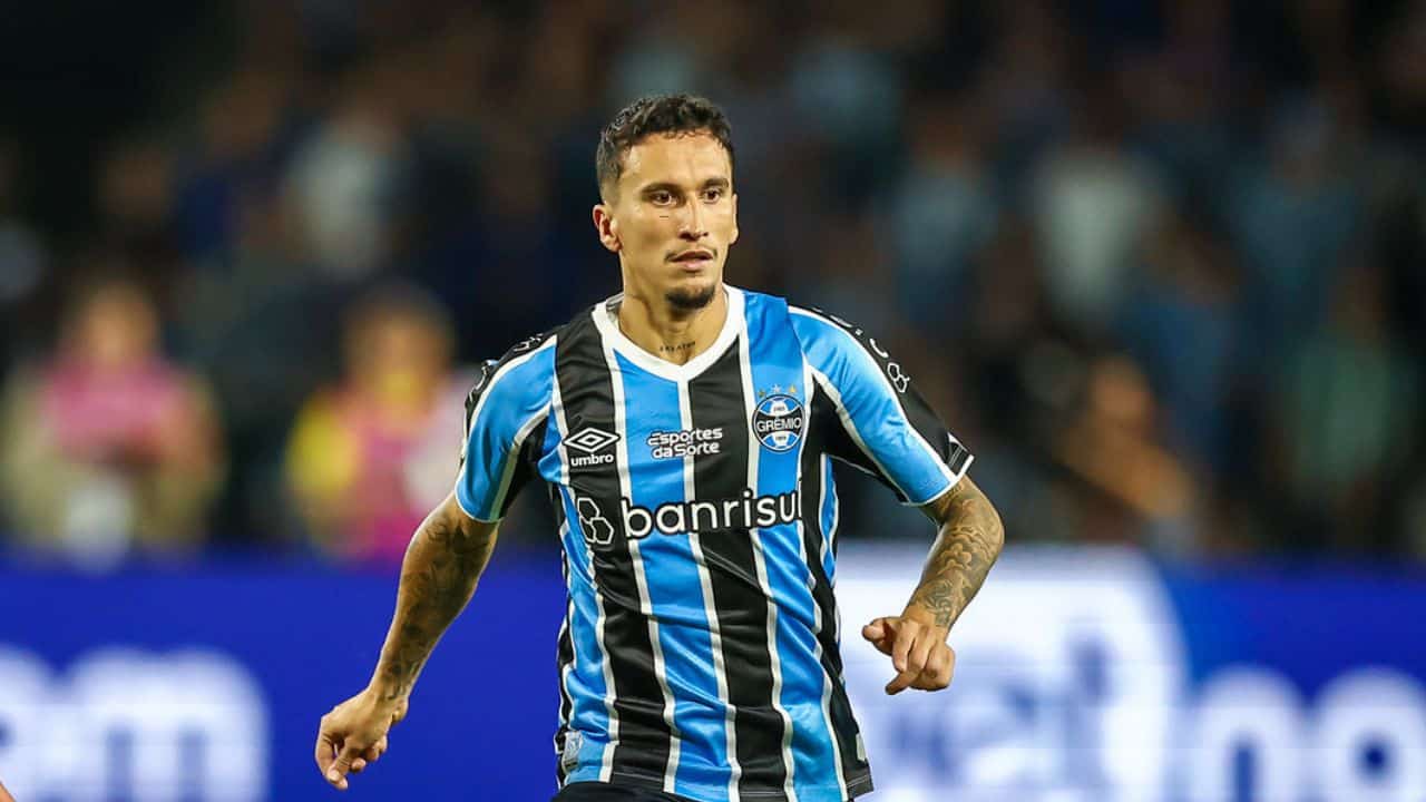 Grêmio enfrenta risco de desfalques com 5 jogadores pendurados.