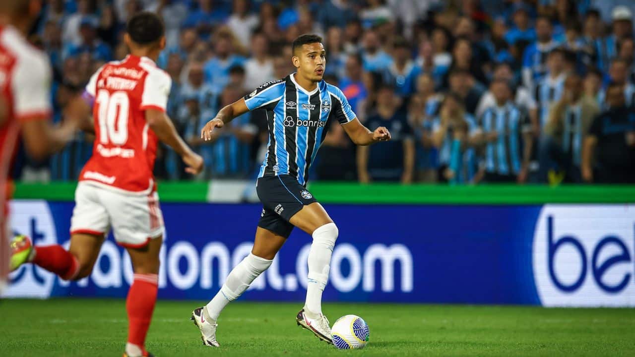 Grêmio x Internacional Gustavo Martins