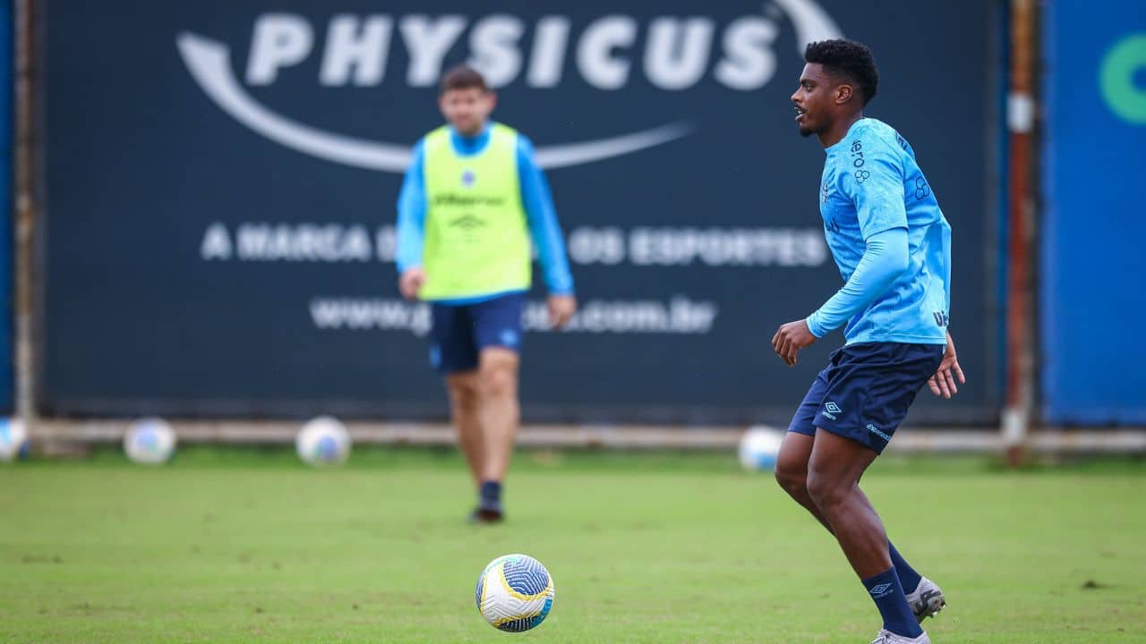 Portaluppi define data de estreia de Jemerson no Grêmio para próxima partida.