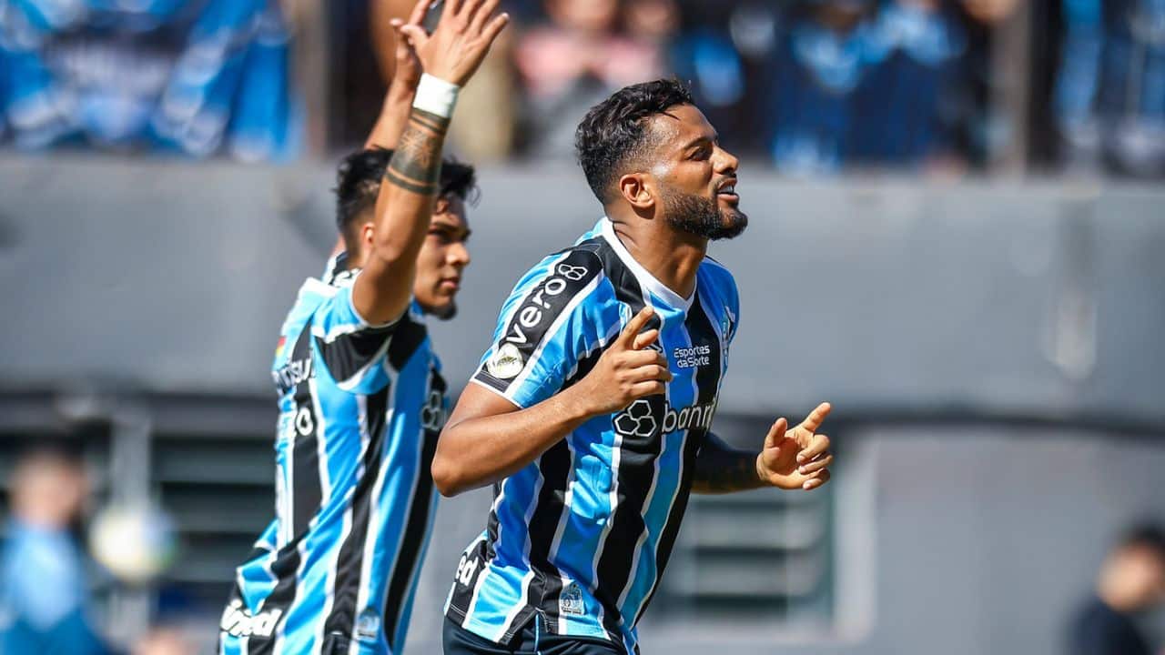 Reinaldo Grêmio e Arezo