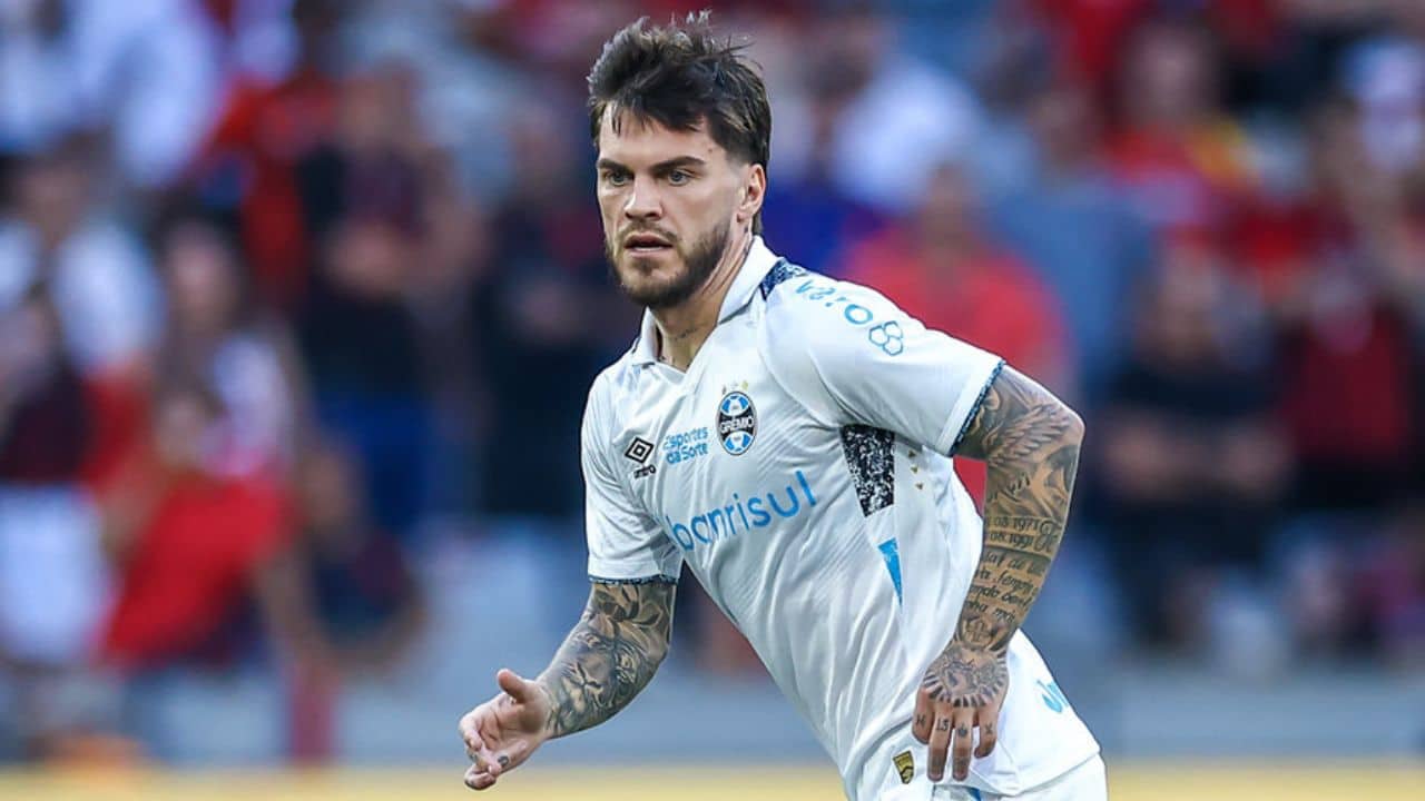 Nathan Pescador se reabilita e permanece no elenco do Grêmio