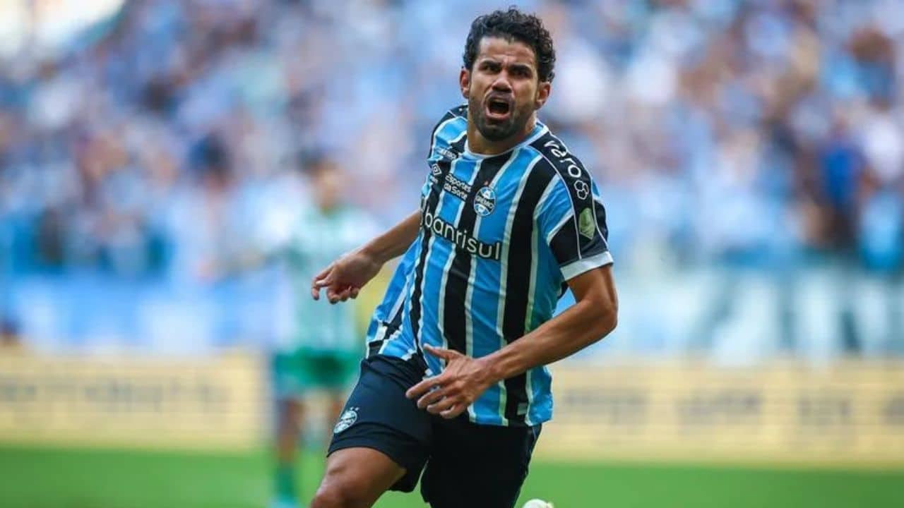 Grêmio define futuro de Diego Costa até 2025