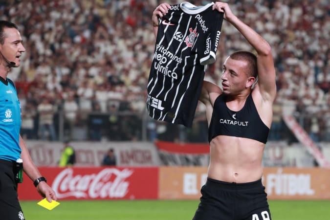 Ausência constante: Renato Augusto perde quase metade dos jogos do  Corinthians na temporada