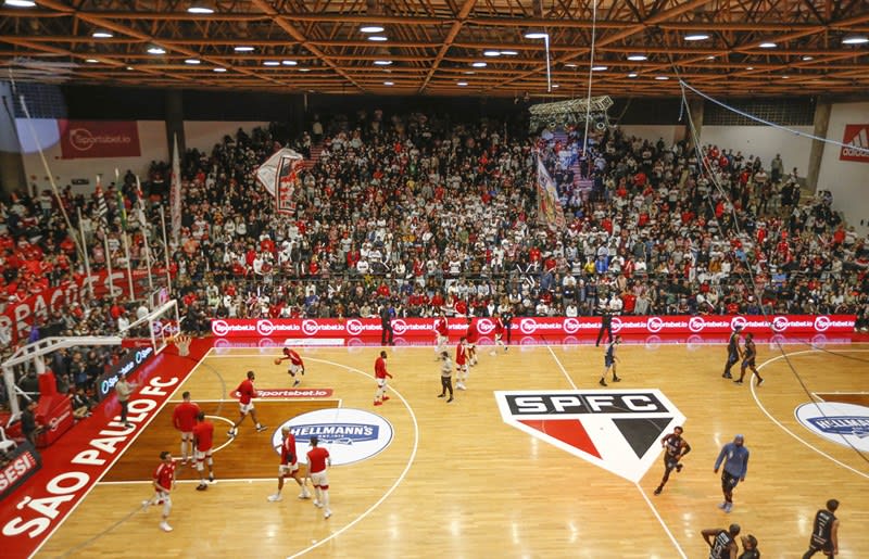 No último jogo antes dos playoffs, Basquete Tricolor é derrotado pelo Franca  - SPFC