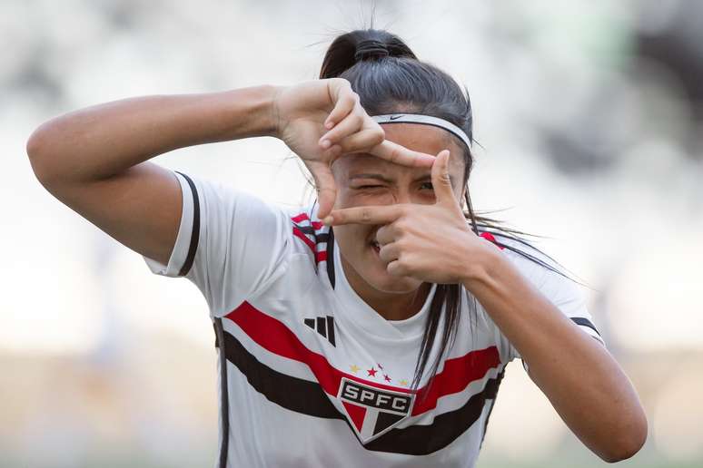 São Paulo vence o Santos e avança à final do Paulista Feminino - SPFC