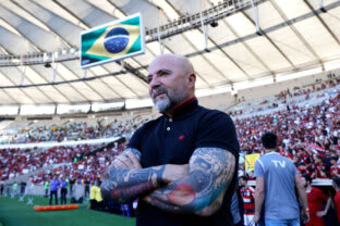 Sampaoli revela inspirações e equipe que mais lhe dá prazer de assistir futebol