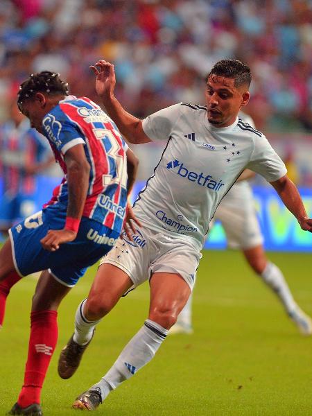 Corinthians marca e empata com Cruzeiro no fim do jogo 