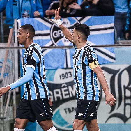 Coudet vê Inter baixar a guarda no fim do jogo e rebate críticas