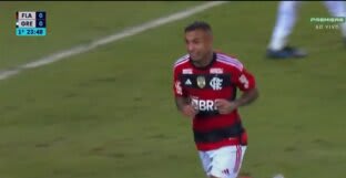 Grêmio pressiona, mas é o Flamengo que inaugura o marcador; assista