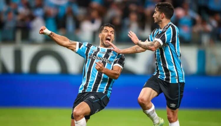 Pós-Jogo: Empate louco e resultado ruim! Corinthians empata com Grêmio por  4 a 4 pelo Brasileirão! 