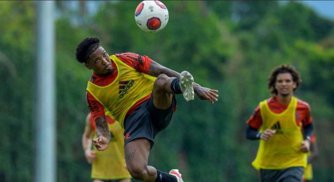 Tudo ou nada! São Paulo aumenta oferta e dá ultimato para tirar Marinho do Flamengo