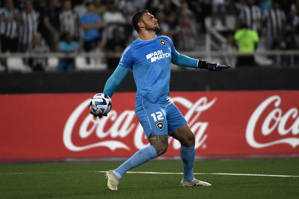 Lucas Perri • O MELHOR GOLEIRO DO BRASIL • 2023