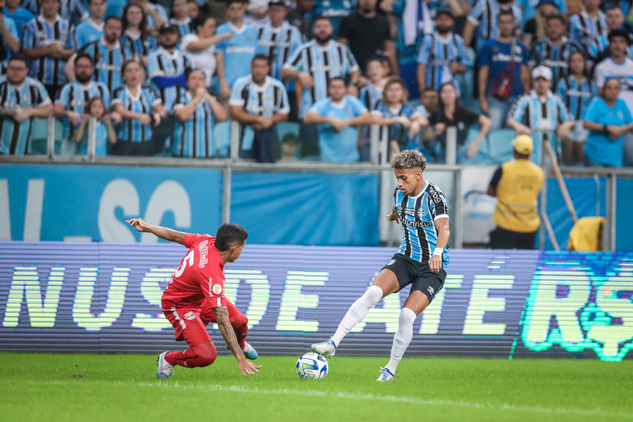 Atlético-MG x Grêmio: Hulk e Suárez colecionam semelhanças antes de  confronto direto, futebol