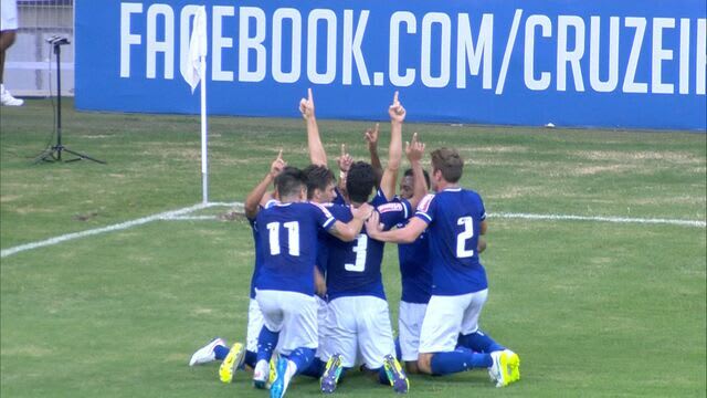 Pacotão do Cruzeiro: show de Damião, choque na trave e vitória sobre o Boa