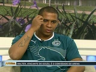 Walter elogia Hernane Brocador: Atacante que tem cheiro de gol