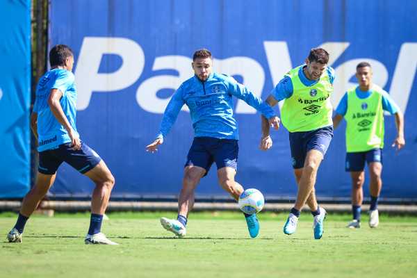 Ausência de Cuiabano abre espaço para Fábio e jovens no Grêmio contra Cuiabá