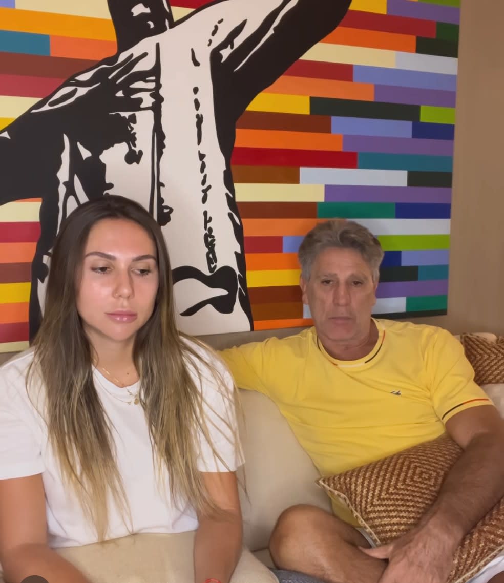 Renato e a filha, Carol, em vídeo nas redes sociais — Foto: Reprodução/Instagram