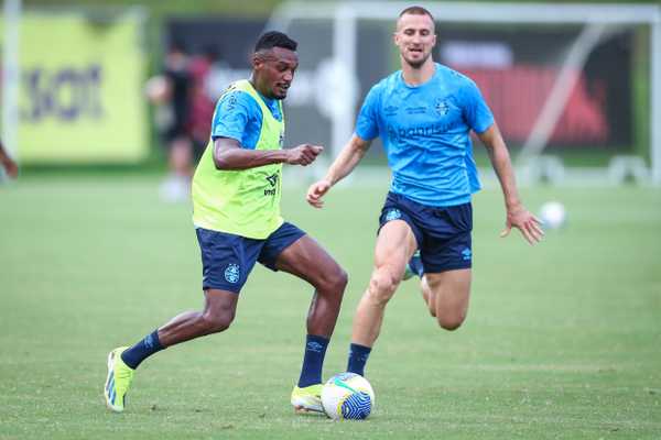 Grêmio enfrenta Bahia com estreia de Edenilson e retorno de Diego Costa.