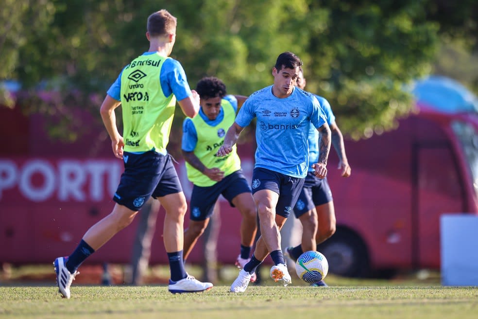 Cristaldo volta ao Grêmio contra o Corinthians, nesta quinta-feira — Foto: Lucas Uebel/Grêmio FBPA