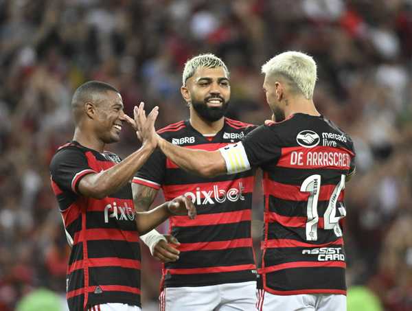 Gabigol mira recorde histórico de artilharia na Libertadores pelo Flamengo