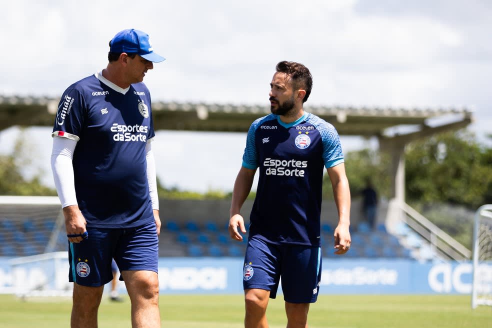 Rogério Ceni e Everton Ribeiro em treino do Bahia — Foto: Letícia Martins / EC Bahia