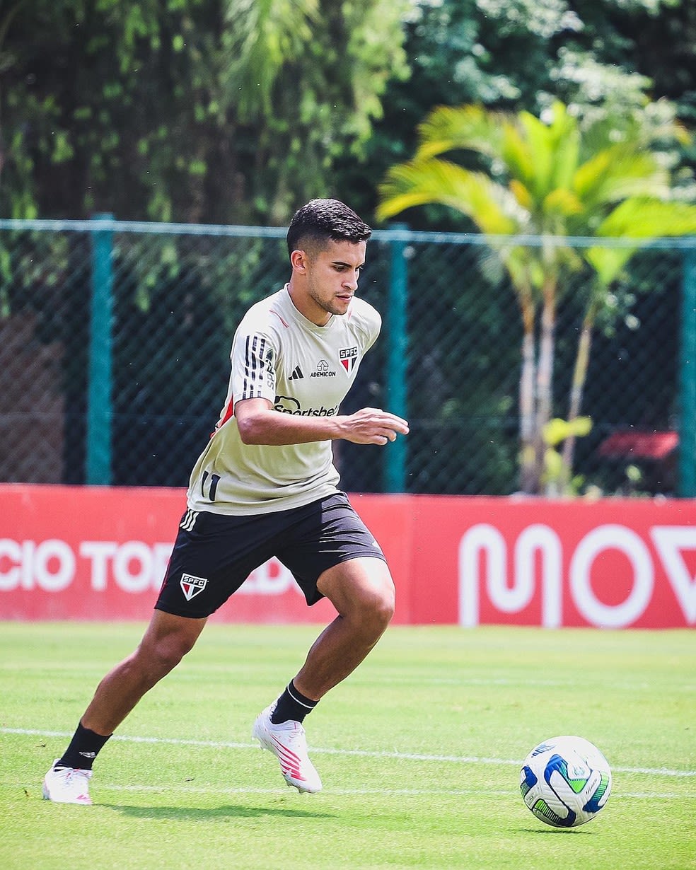 De olho no Corinthians, São Paulo terá mudanças contra o Flamengo; veja  quem pode ganhar chance, são paulo