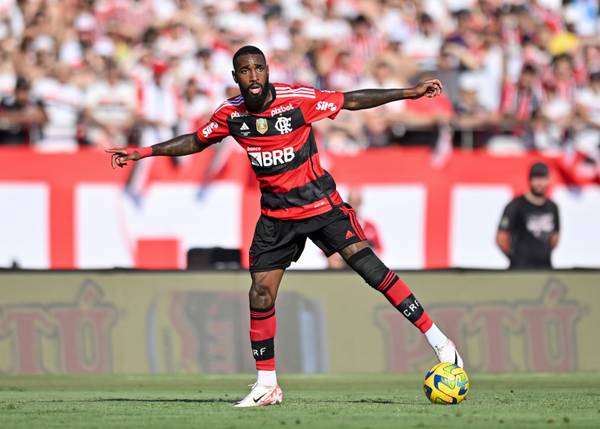 Gerson do Flamengo passa por cirurgia no rim e terá alta domingo