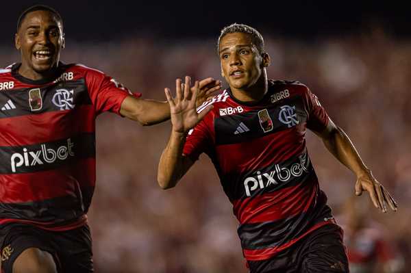 Flamengo empresta atacante Thiaguinho ao Treze para temporada de empréstimo.