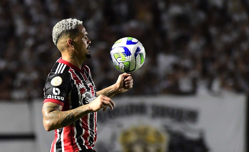 Luciano jogará em posição diferente em 2023 no São Paulo