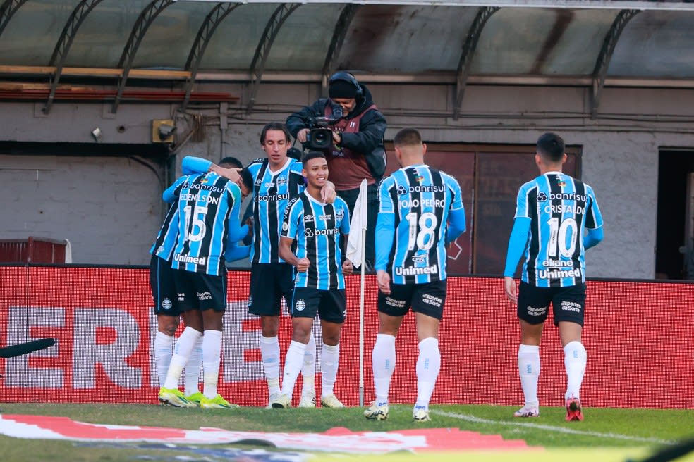 Grêmio x Fluminense — Foto: Luiz Erbes/AGIF